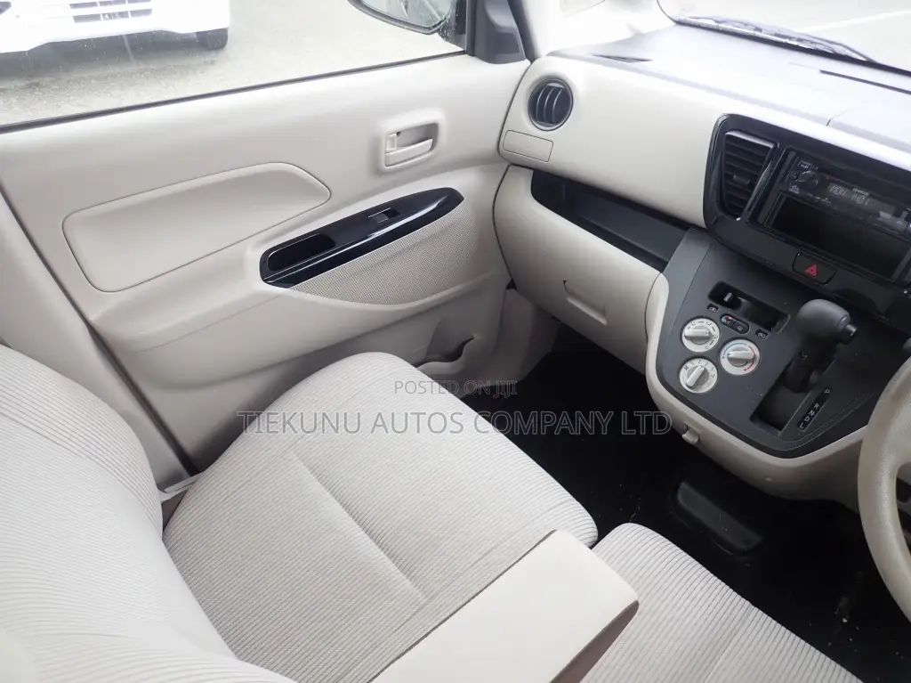 Nissan Dayz Roox 2019 White