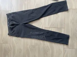 Black Jeans