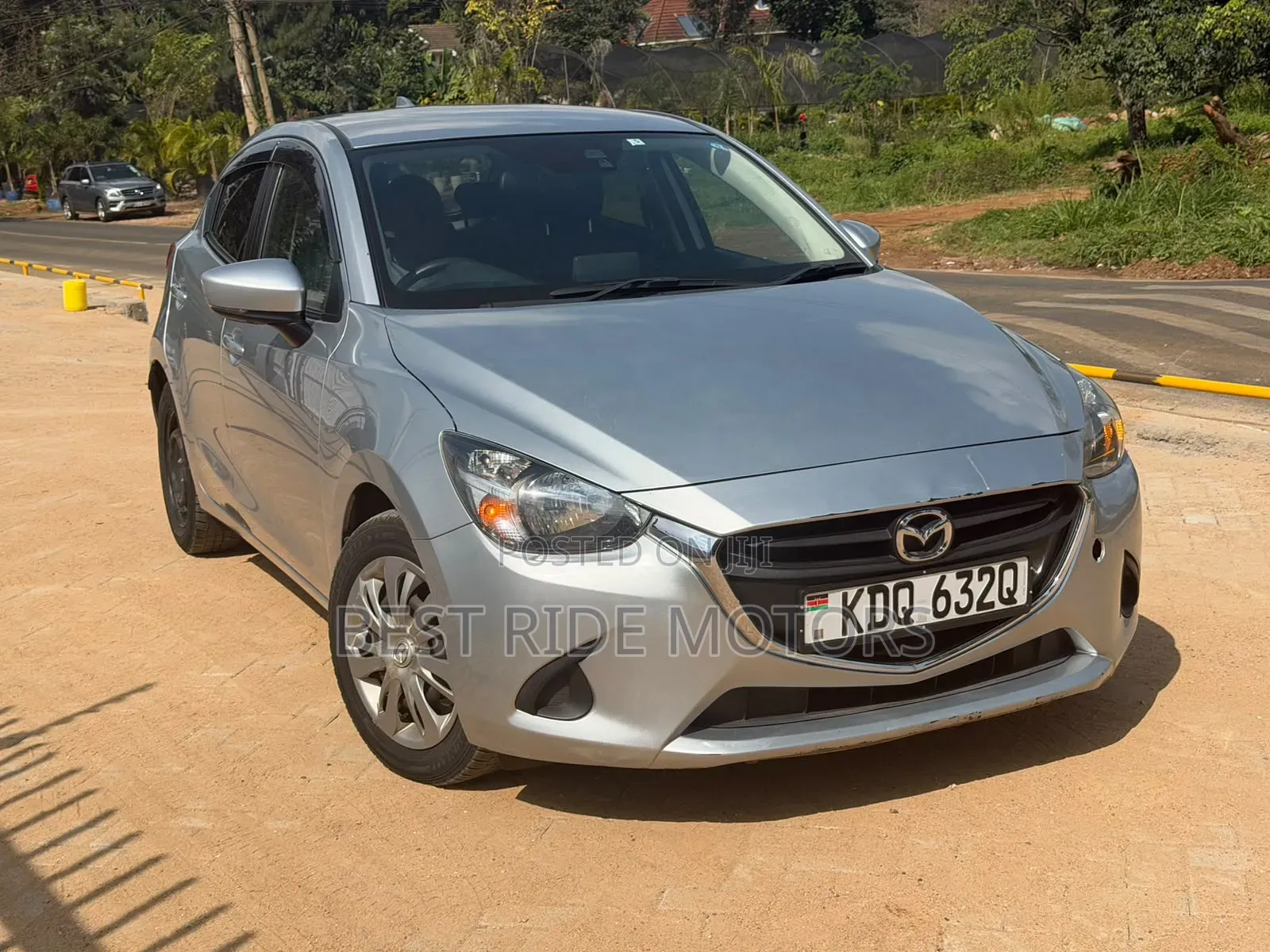 Mazda Demio 2017 Silver