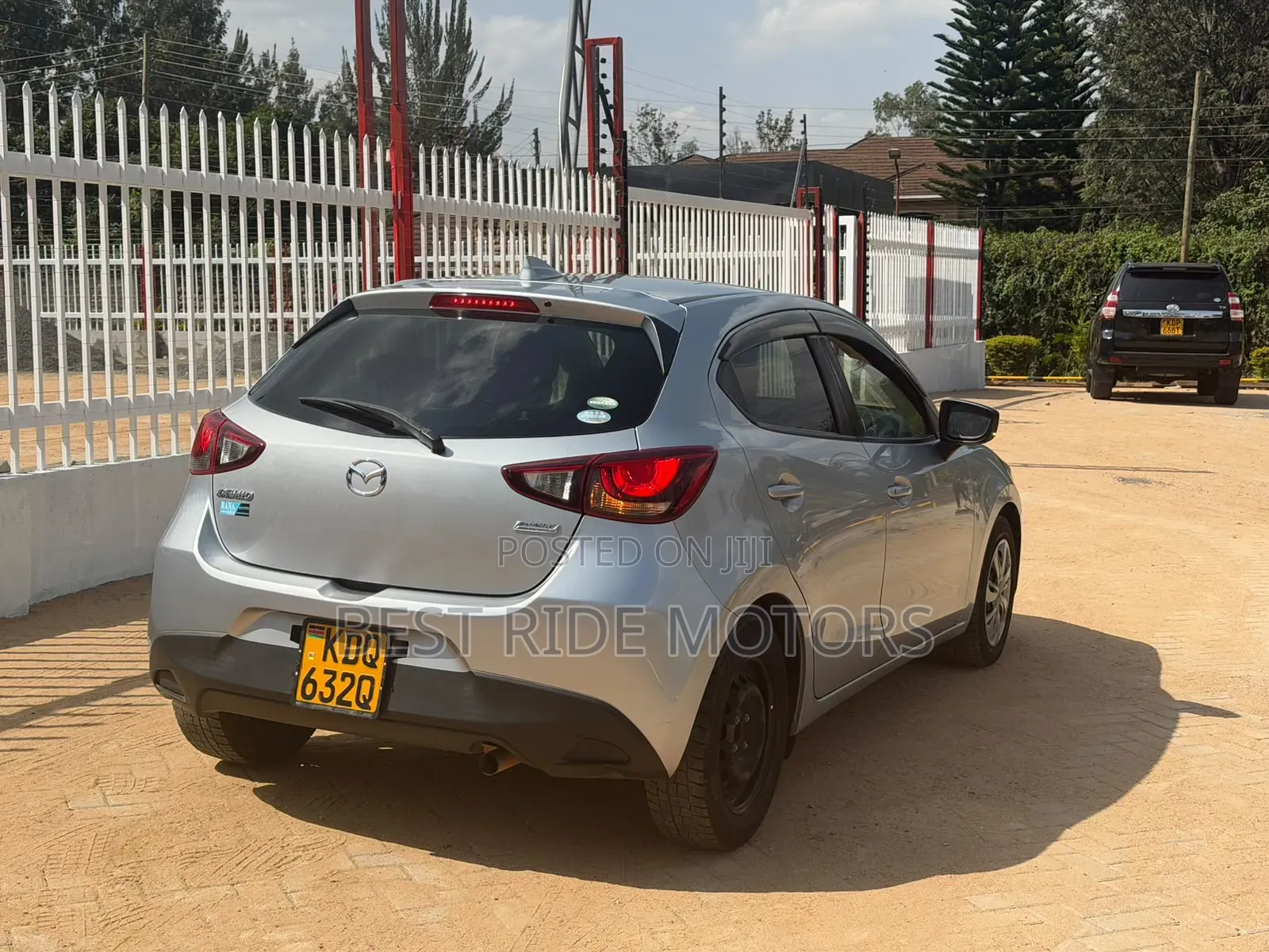 Mazda Demio 2017 Silver