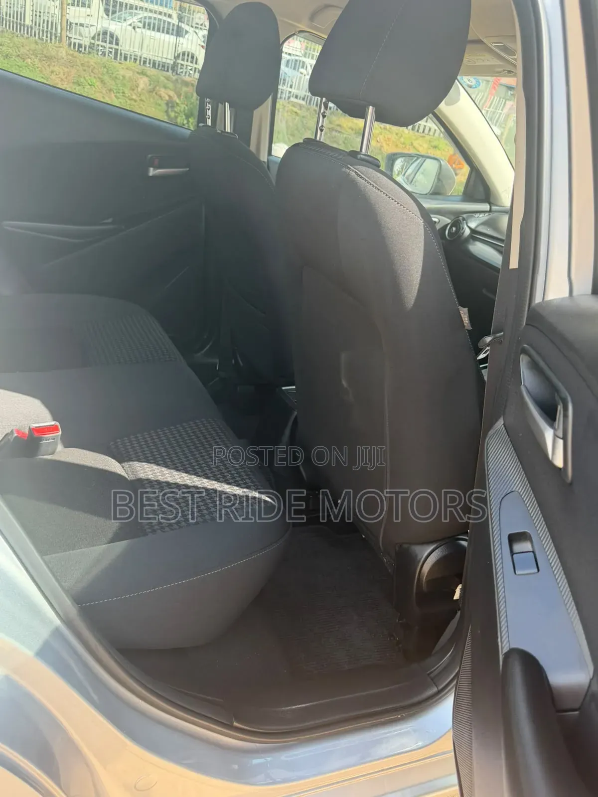 Mazda Demio 2017 Silver
