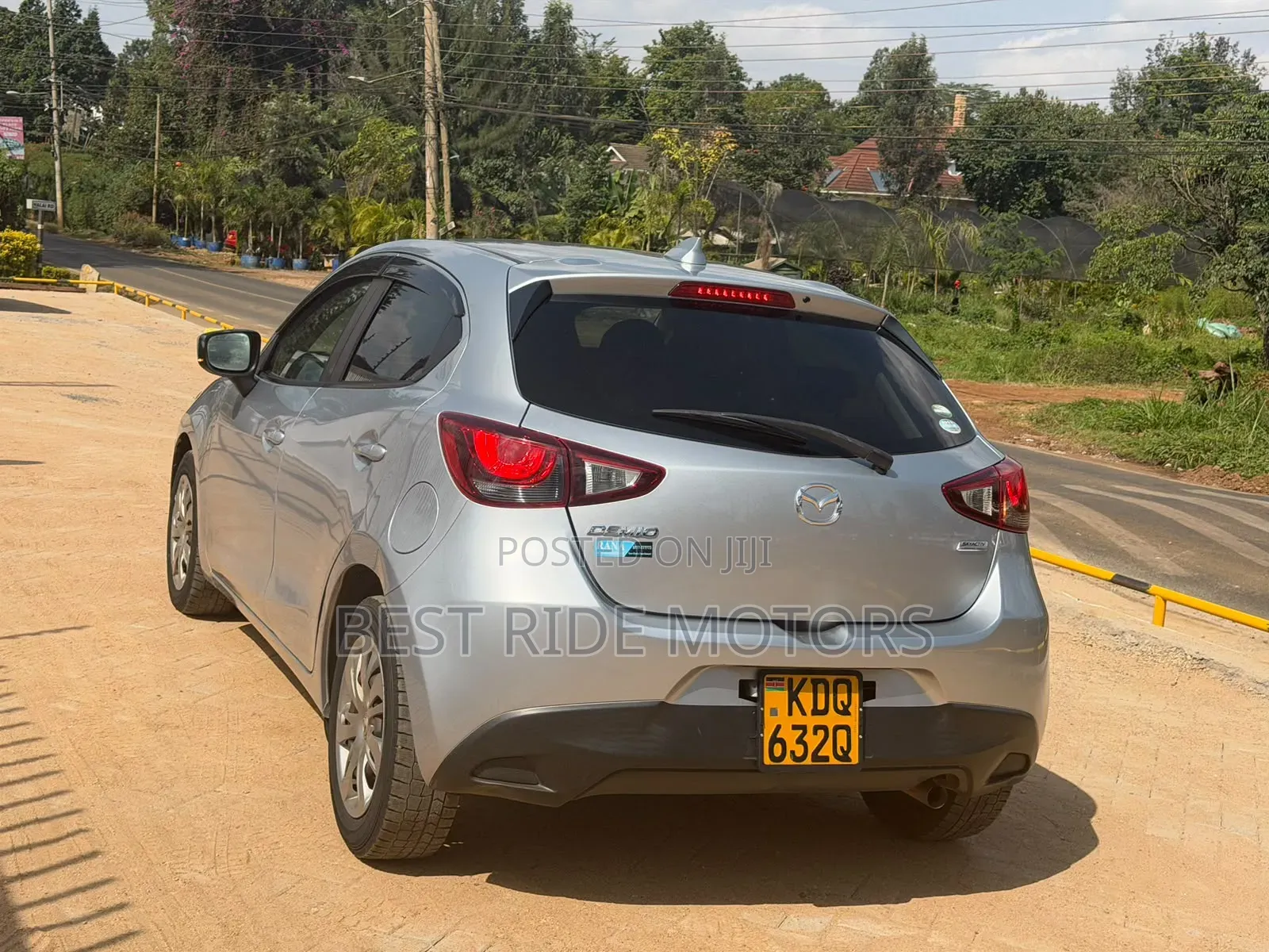 Mazda Demio 2017 Silver