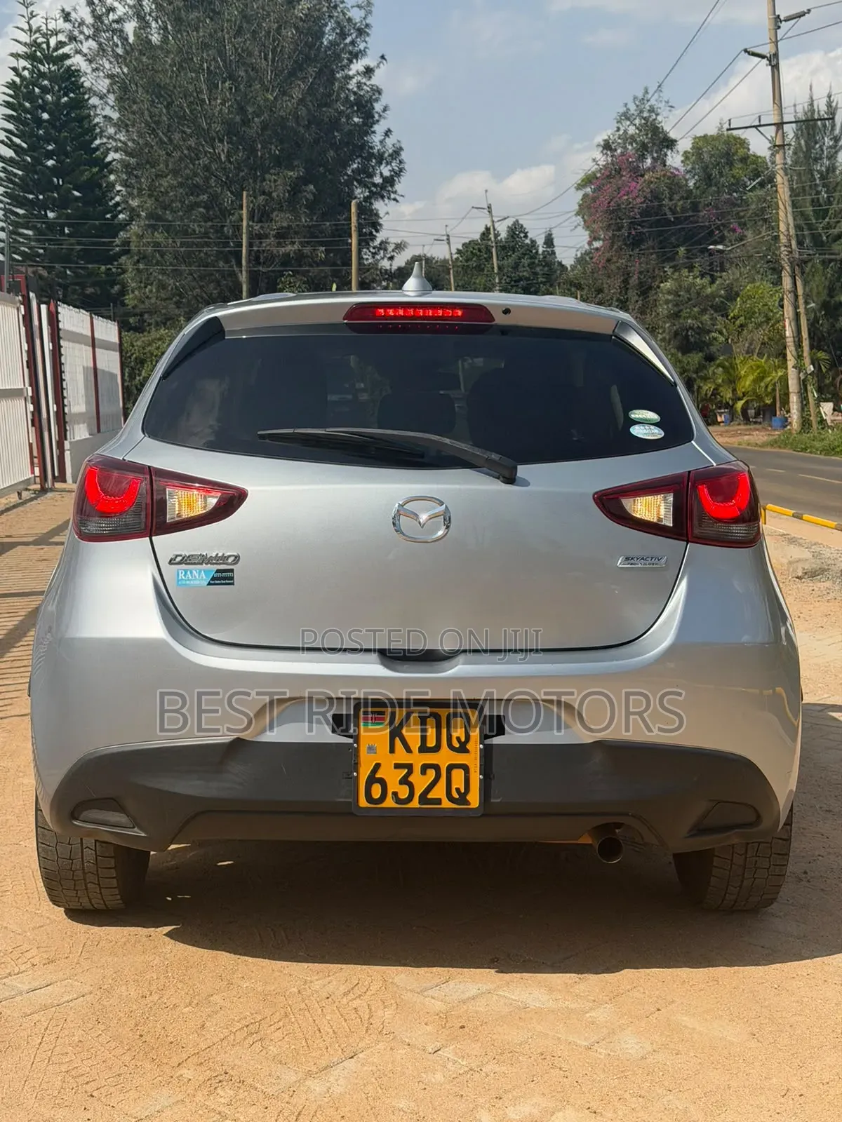 Mazda Demio 2017 Silver