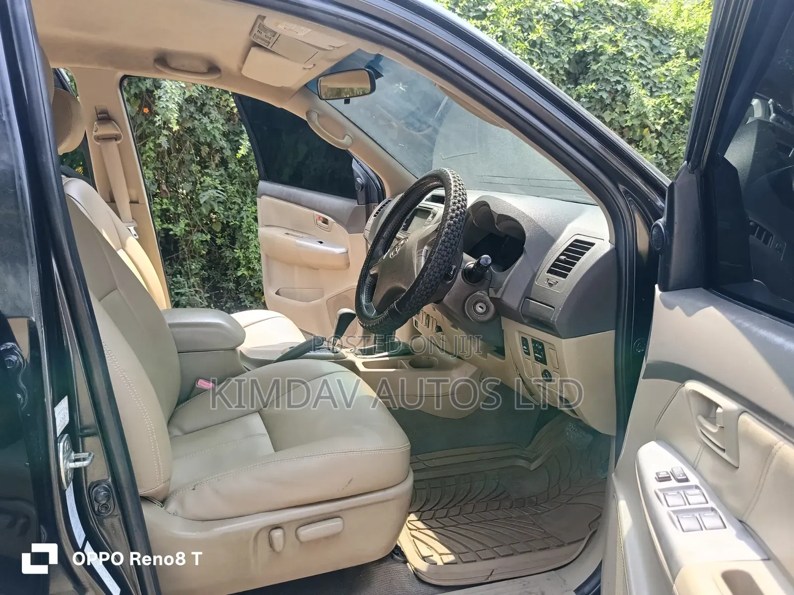 Toyota Hilux 2013 Black