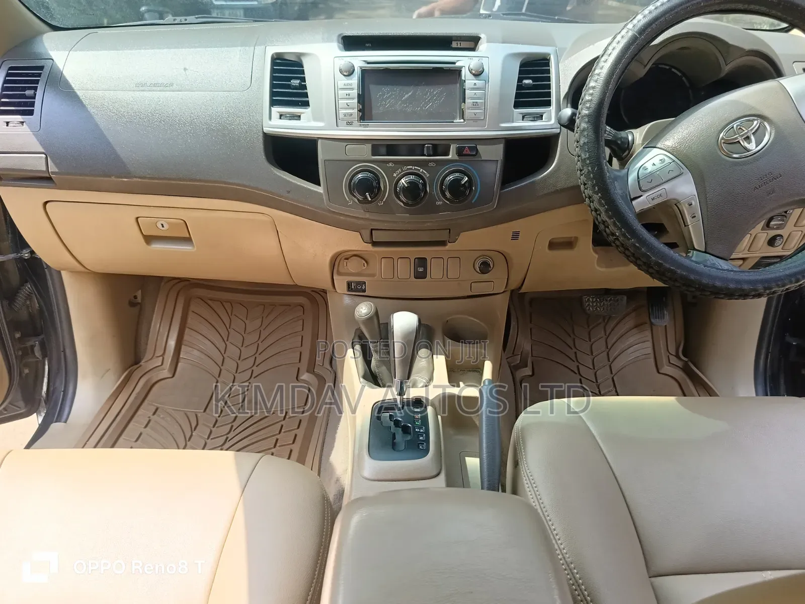 Toyota Hilux 2013 Black