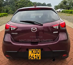 Mazda Demio 2018 Maroon