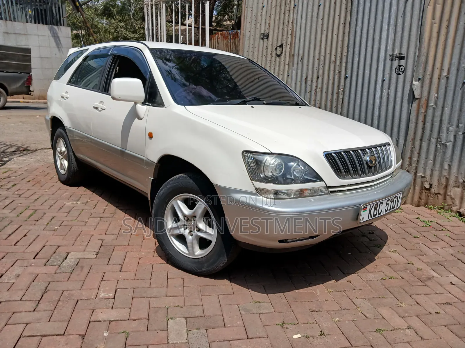 Toyota Harrier 2002 White