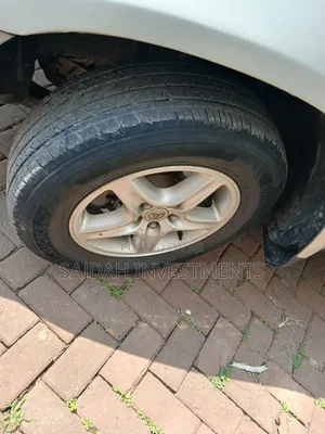 Toyota Harrier 2002 White