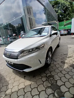 Toyota Harrier 2020 White