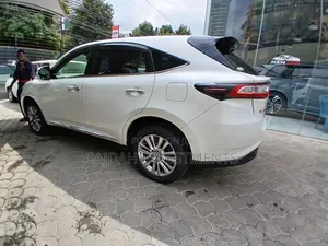 Toyota Harrier 2020 White