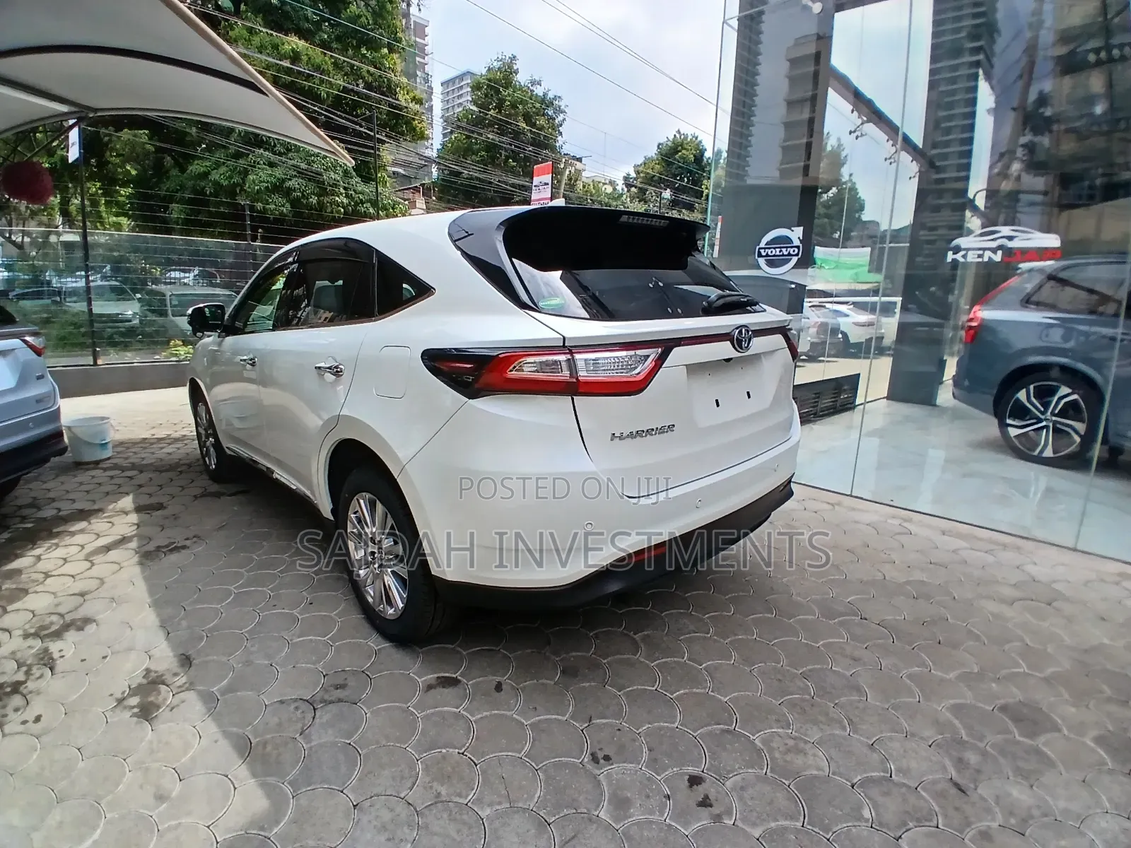 Toyota Harrier 2020 White