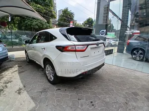 Toyota Harrier 2020 White