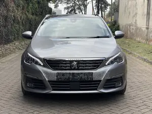 Peugeot 3008 2019 Silver