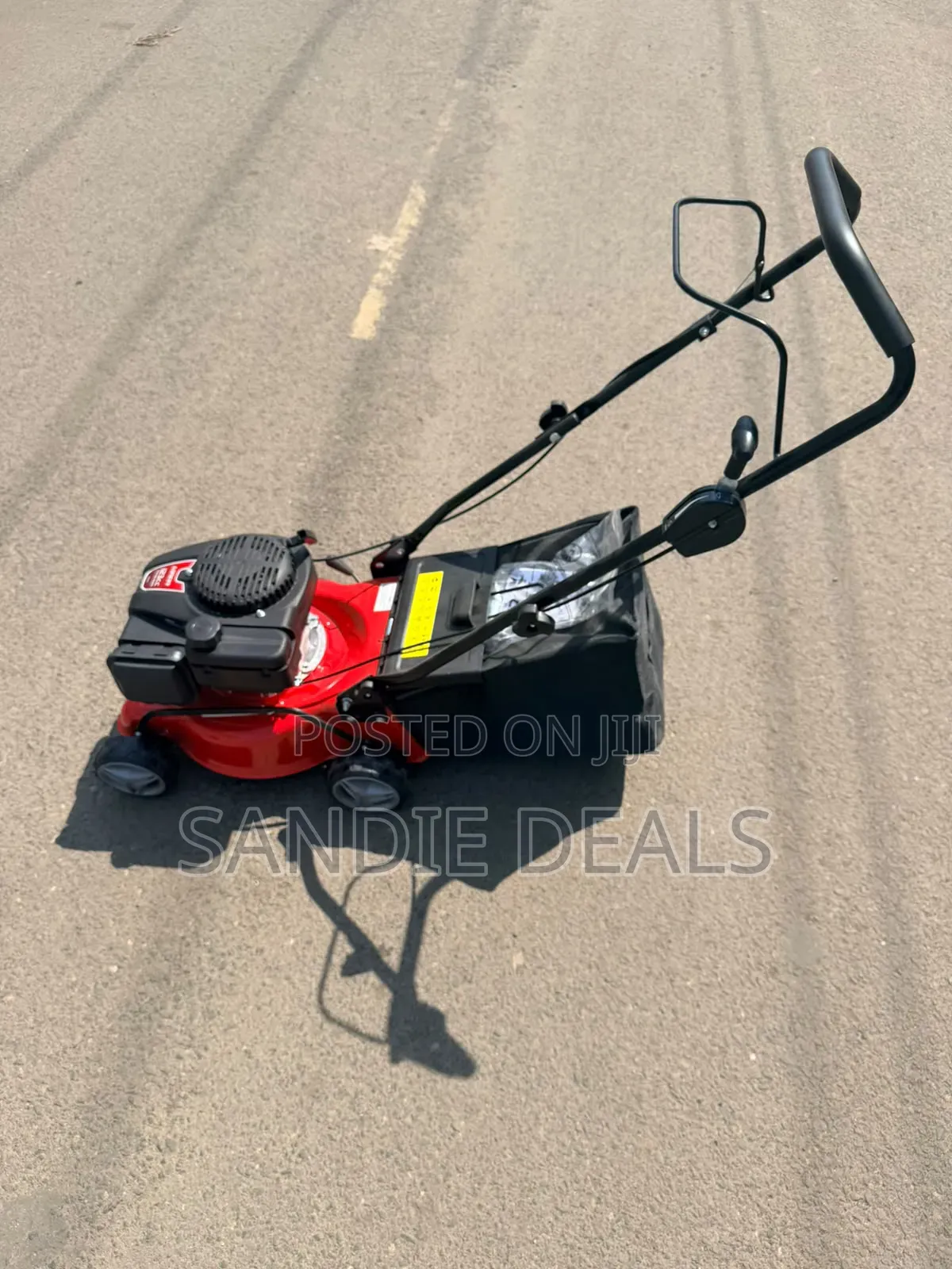 Grass Mowing Machine
