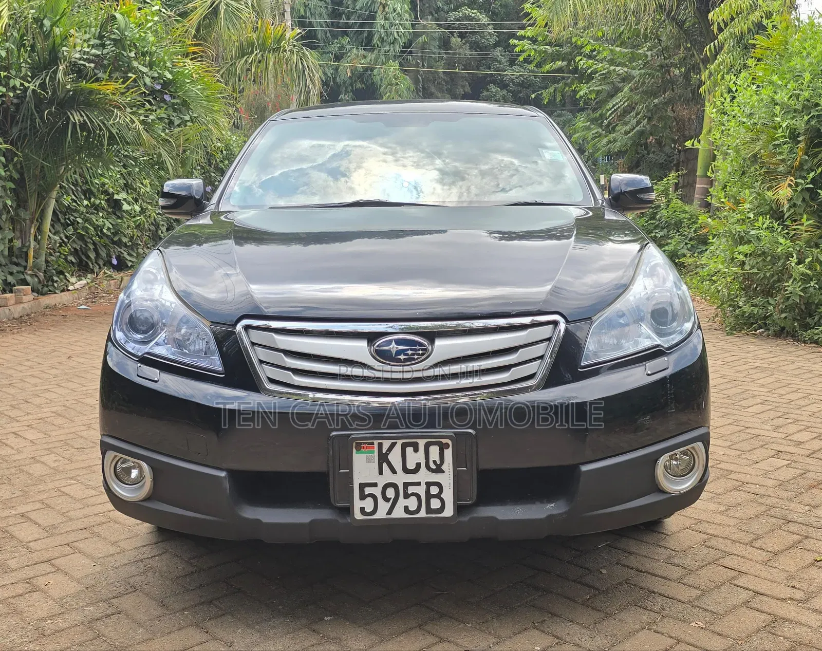Subaru Outback 2011 Black