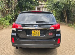 Subaru Outback 2011 Black
