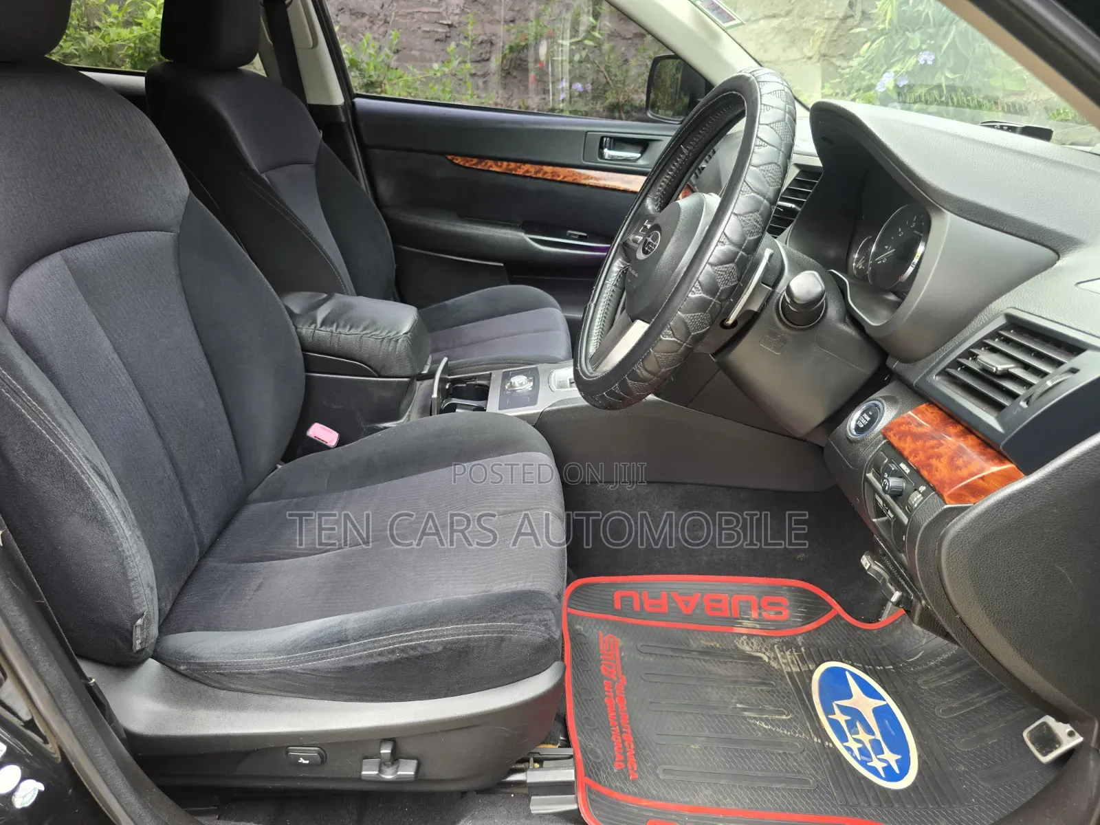 Subaru Outback 2011 Black