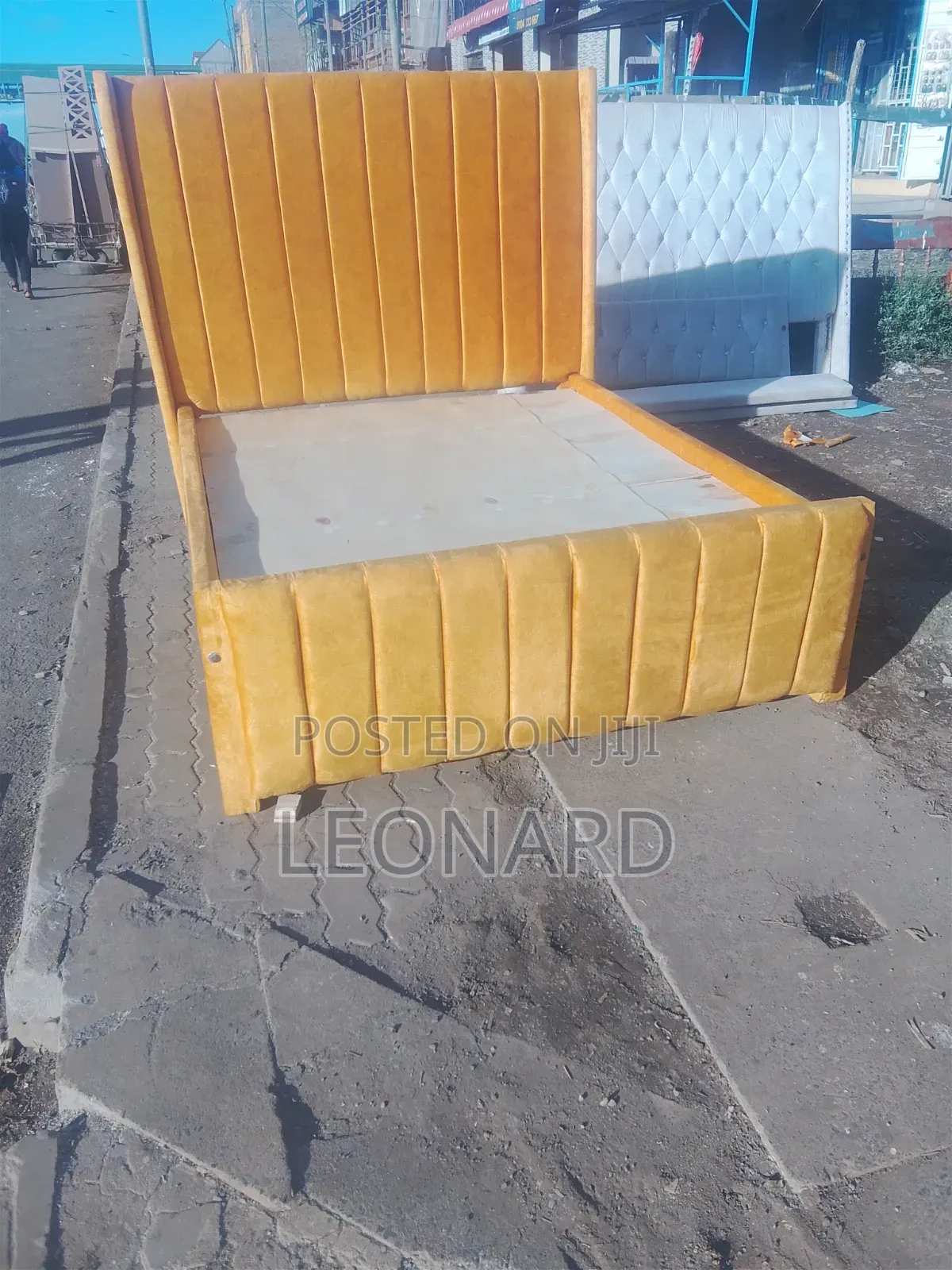 5*6 Chester Bed