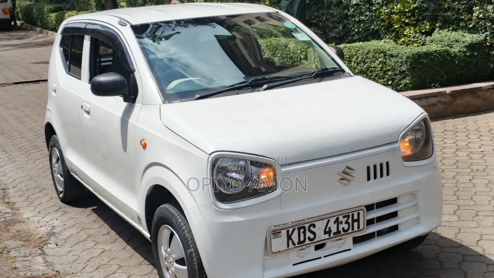 Suzuki Alto 2017 White