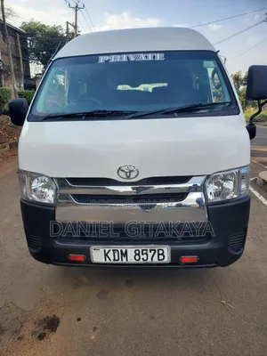 Toyota HiAce 2016 White