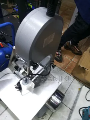 Long Lasting Butchery Bone Cutter