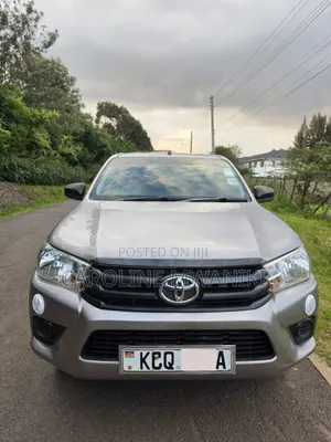 Toyota Hilux 2018 Silver
