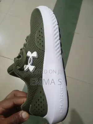 Under Armour Sneakers Size 42