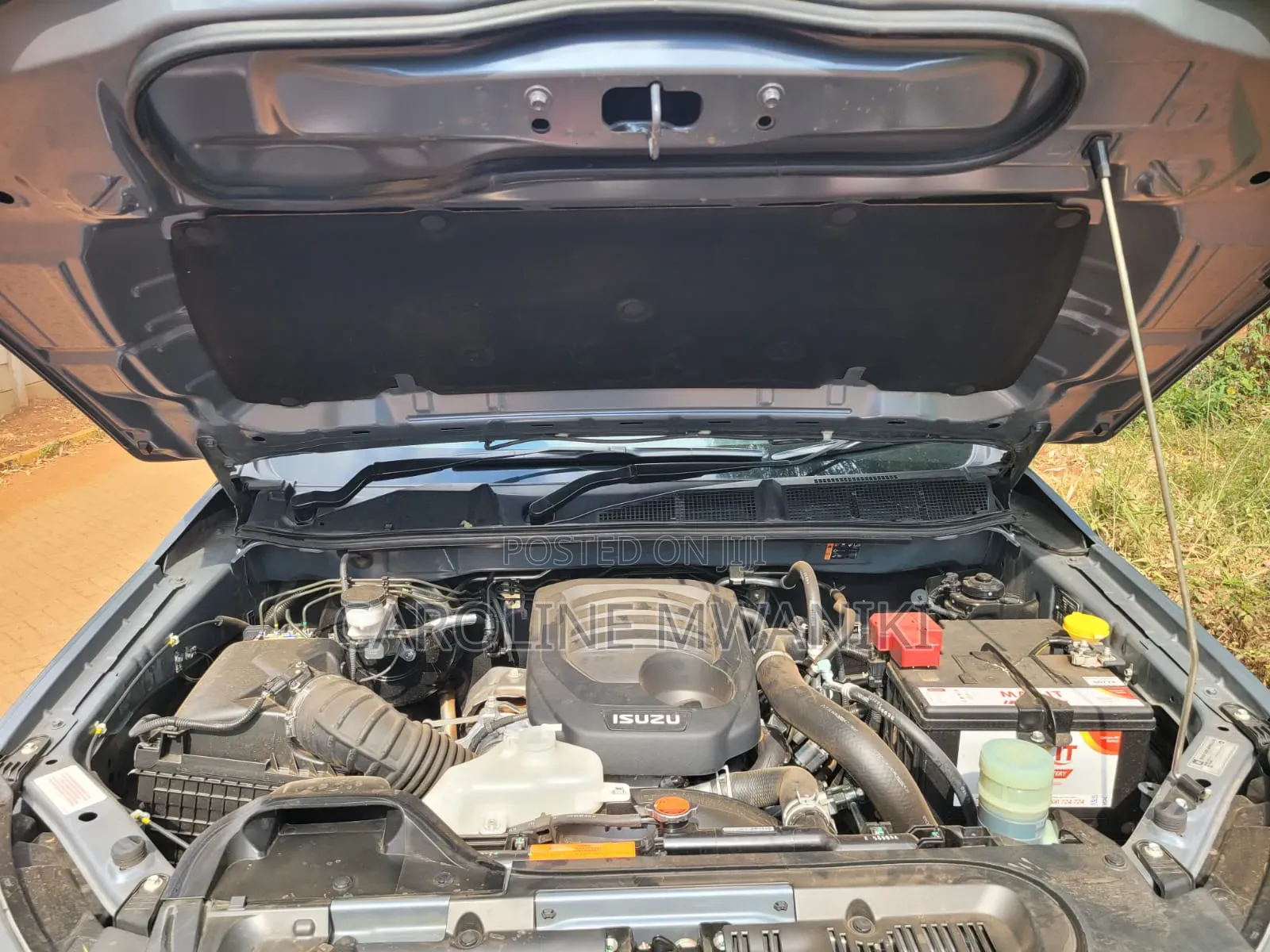 Isuzu D-MAX 2025 Gray