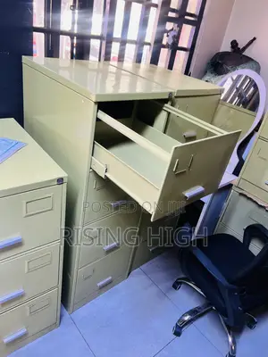 Metal Filing Cabinet – 4 Drawers.