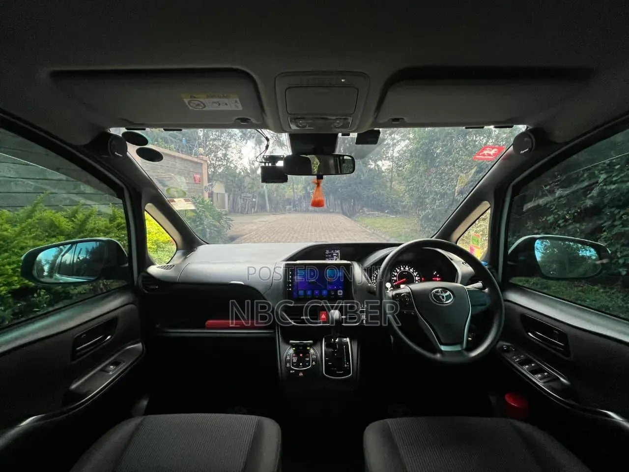 Toyota Noah 2019 White