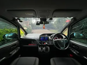 Toyota Noah 2019 White