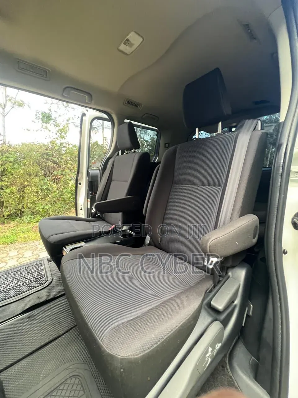 Toyota Noah 2019 White