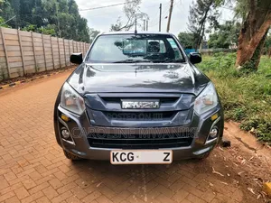 Isuzu D-MAX 2015 Gray