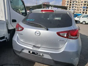 Mazda Demio 2019 Silver