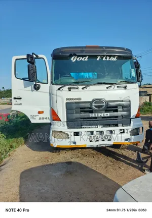 Hino Double Steering