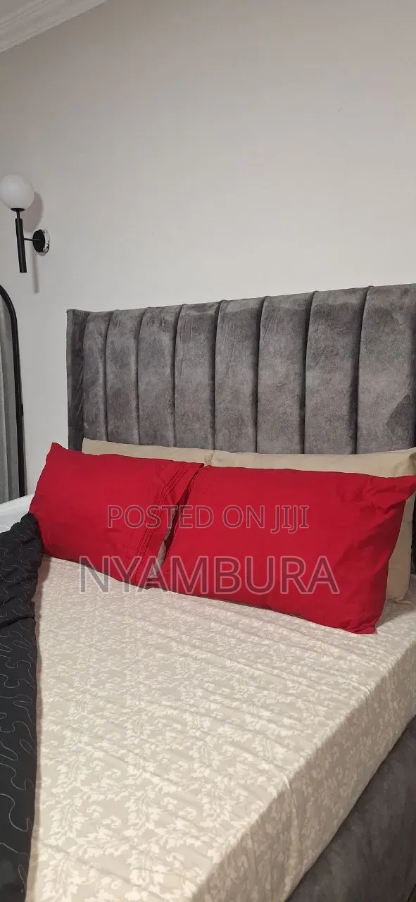 Charcoal Gray 5x6 Queen Platform Bed