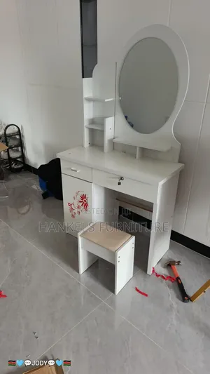 Elegant Bedroom Dressing Table