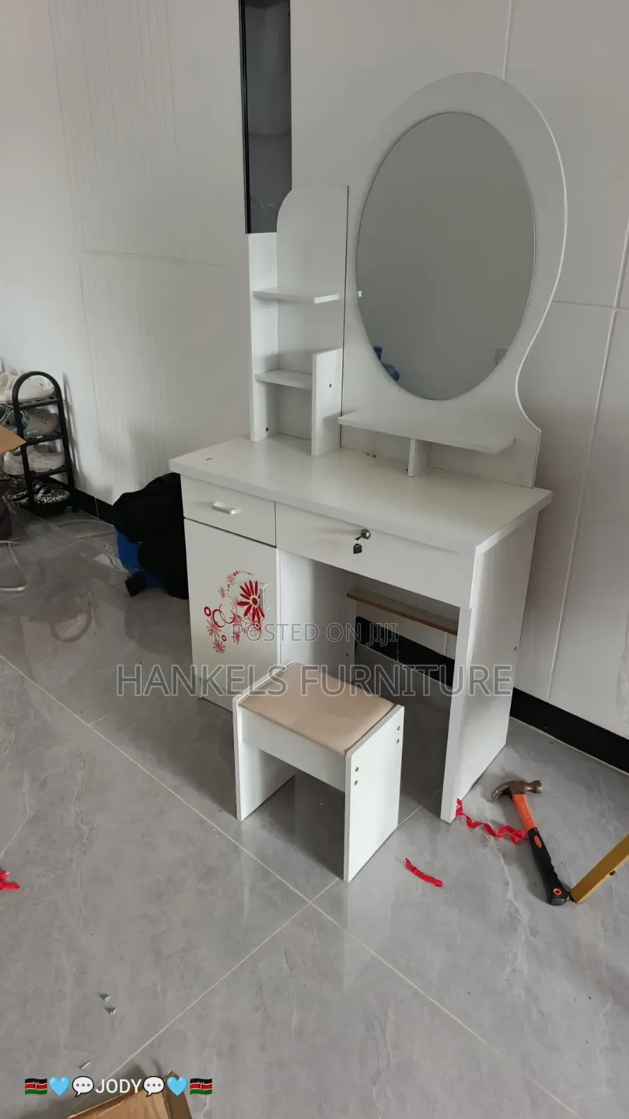 Elegant Bedroom Dressing Table