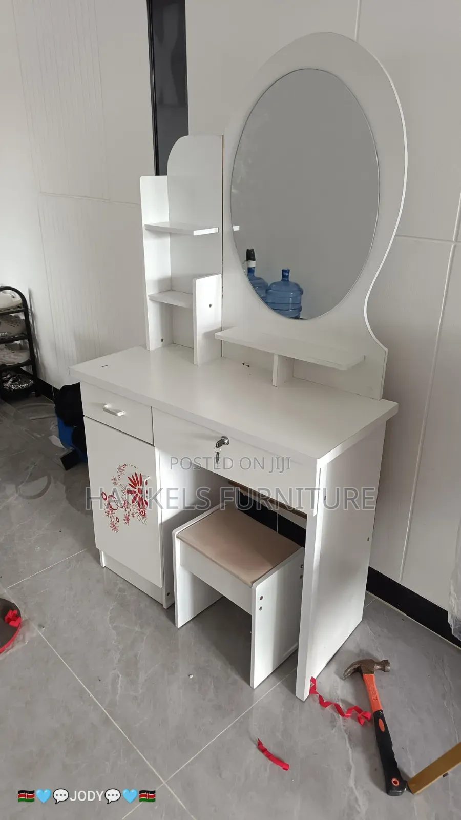 Elegant Bedroom Dressing Table