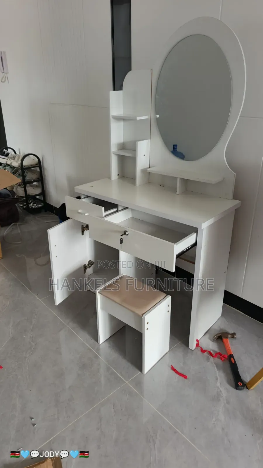 Elegant Bedroom Dressing Table