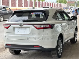 Toyota Harrier 2021 White