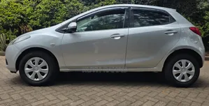Mazda Demio 2012 Silver