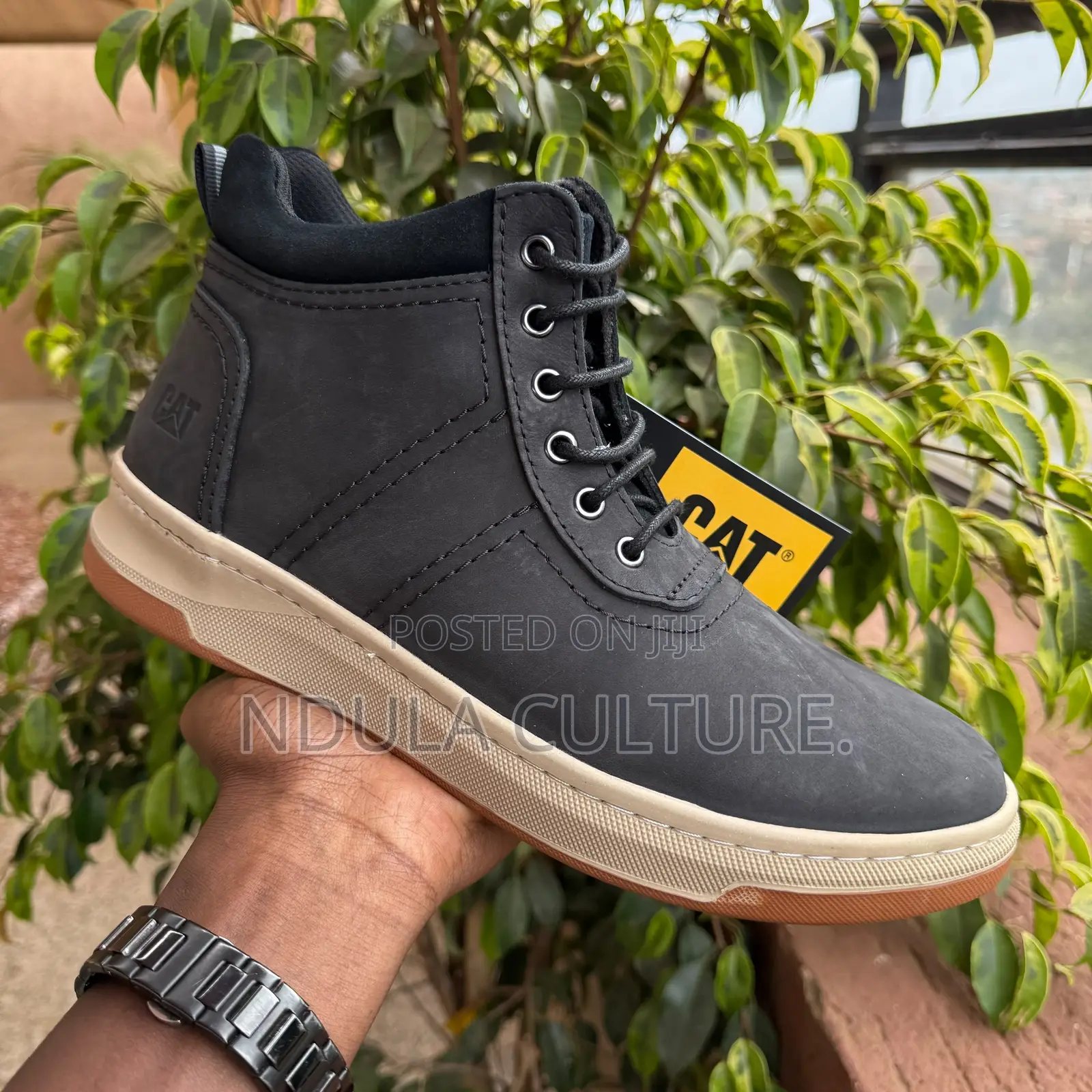 Cat Heritage Mid Boots