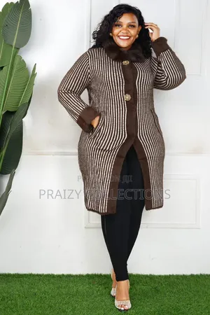 Cozy Women Fur Collar Knit Cardigan/Sweater