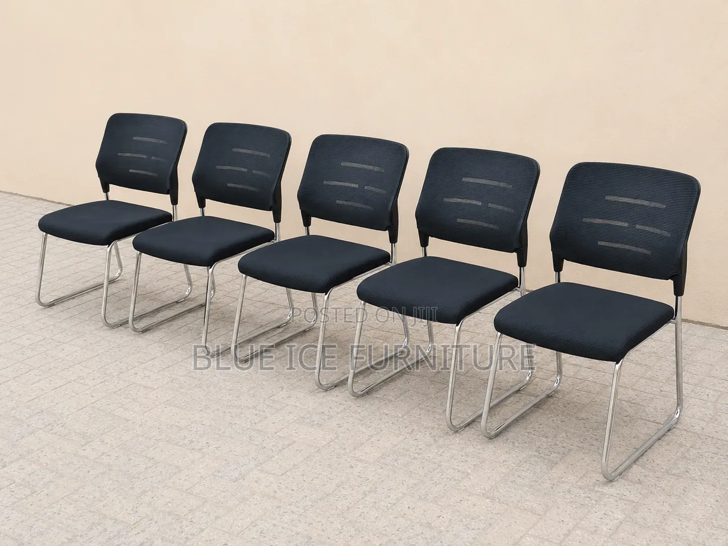 Mesh Back Visitors Chair--Durable