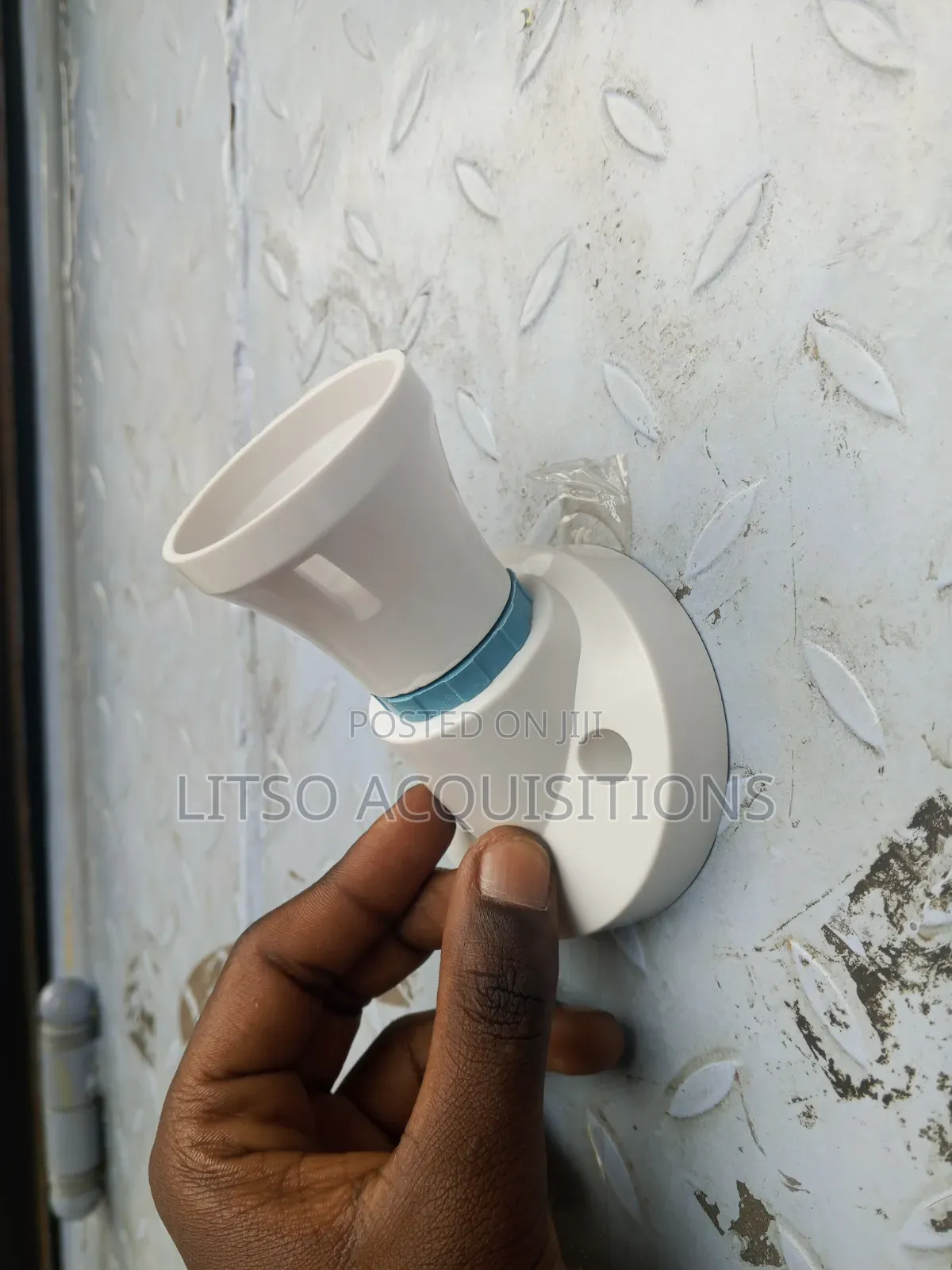 Adjustable E27 Wall/Ceiling Bulb Holder – Rotatable Lamp Socket