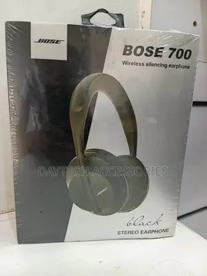 Bose Noise Cancelling Headphones 700