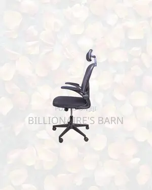 Practical Ergonomic Office Chair With Headrest for Small Office Layout
