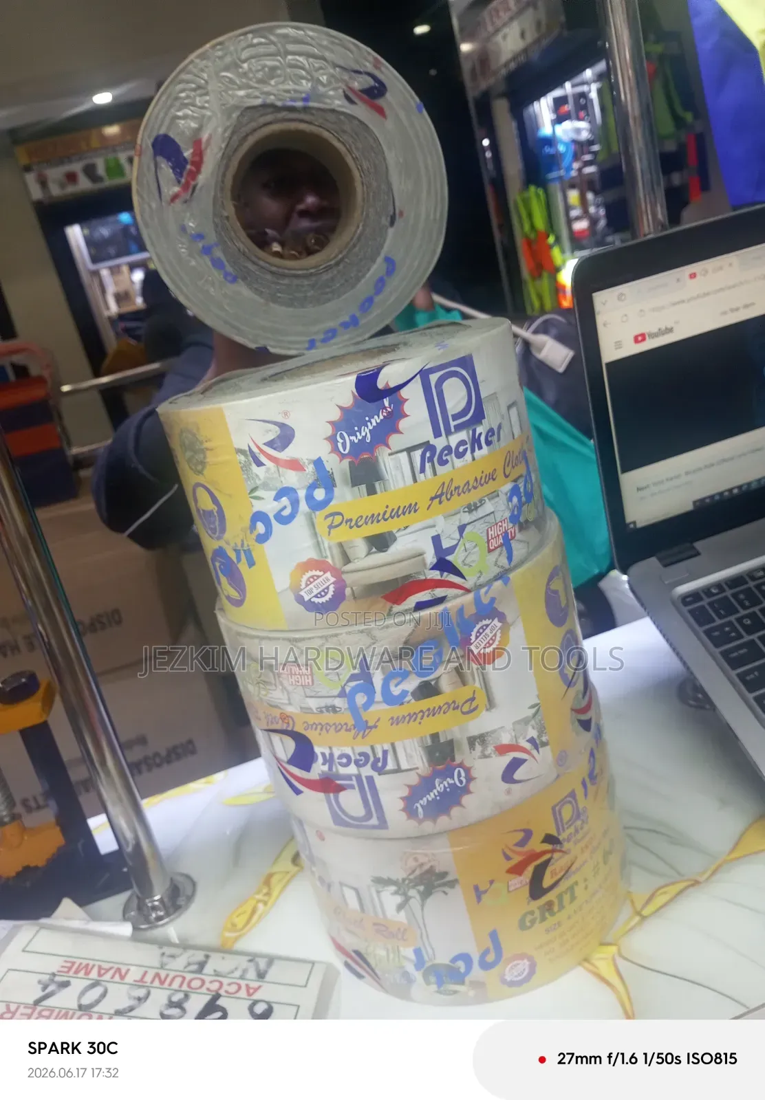 Pecker Sanding Paper 25mtrs