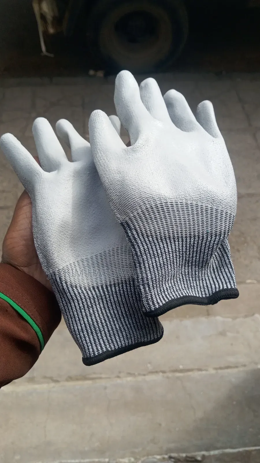 Cut Resistant Hand Gloves